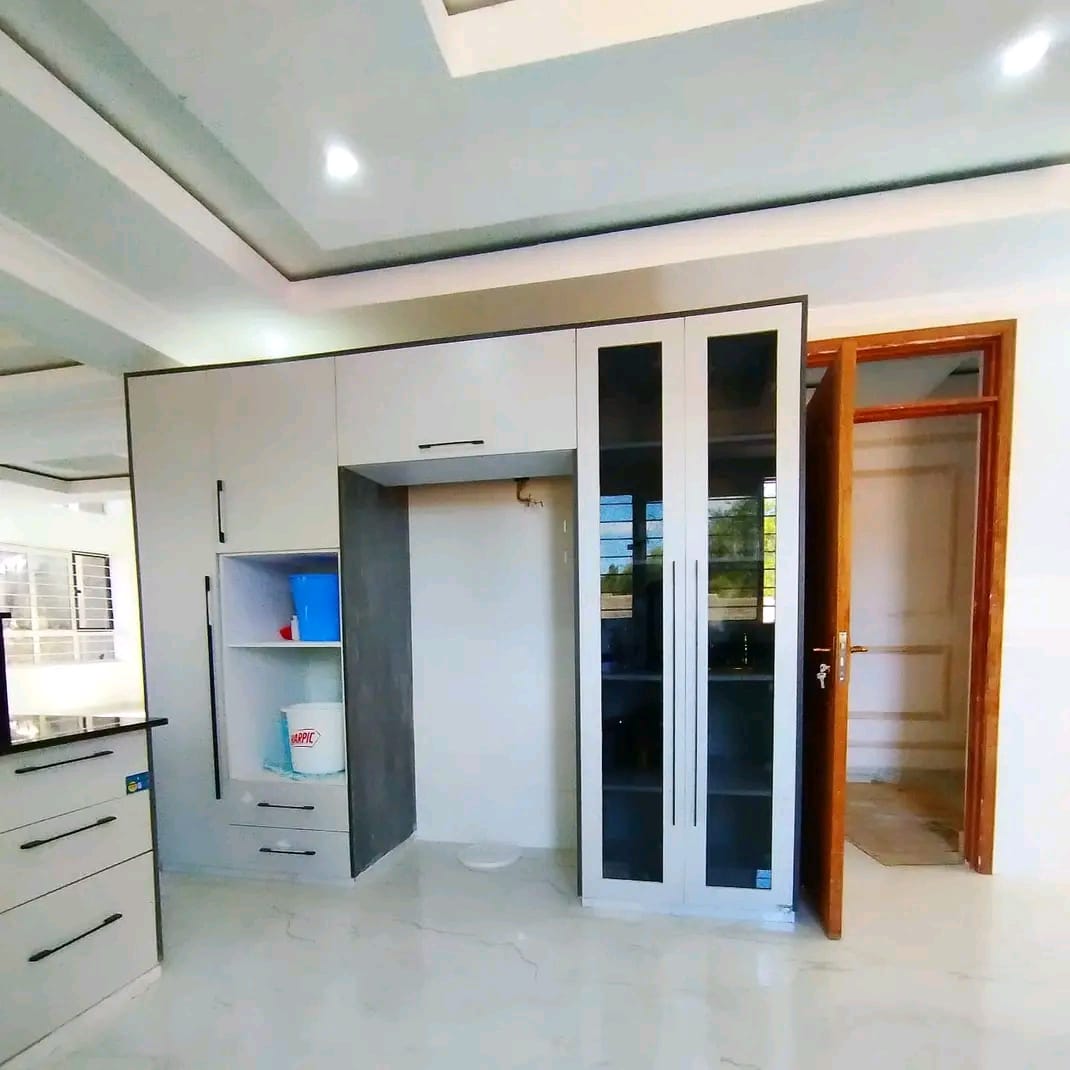 Kitchen 28